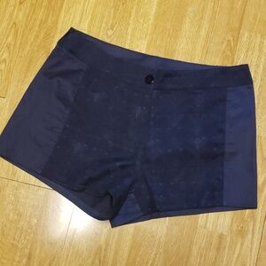 Alya Navy lace accent shorts sz large